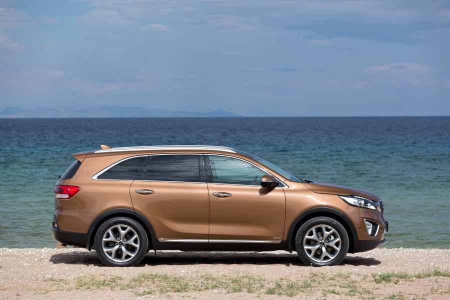  Kia Sorento Prime 2015 года  (фото 17 из 25)